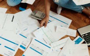 A nova cara da dívida: por que o brasileiro está devendo mais — e com menos culpa?